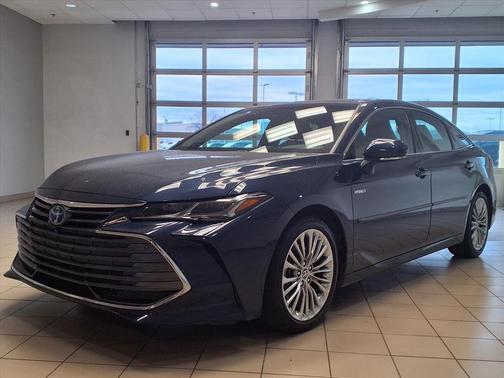 2019 Toyota Avalon Hybrid Limited