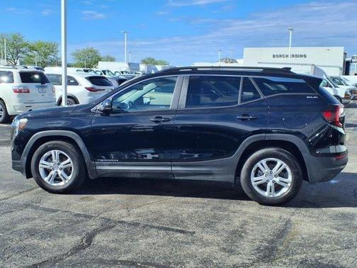 2022 GMC Terrain SLE