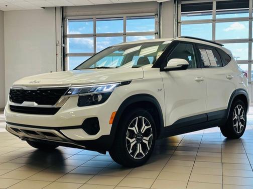 2023 Kia Seltos EX
