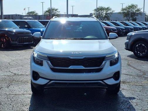 2023 Kia Seltos EX