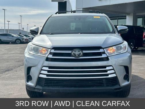 2017 Toyota Highlander LE