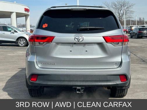 2017 Toyota Highlander LE