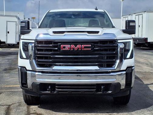 2025 GMC Sierra 2500 Pro