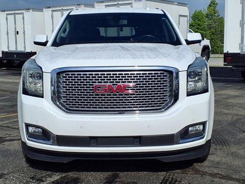 2017 GMC Yukon SLE
