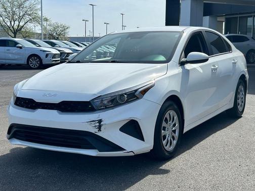 Clear White 2023 Kia Forte LX