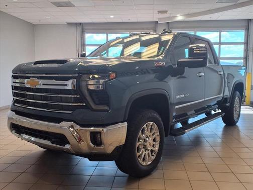 2025 Chevrolet Silverado 3500 LTZ