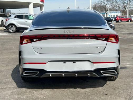 2024 Kia K5 GT-Line