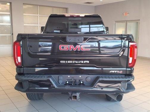 2022 GMC Sierra 2500 AT4