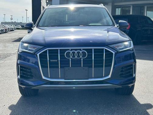 2022 Audi Q7 55 Premium