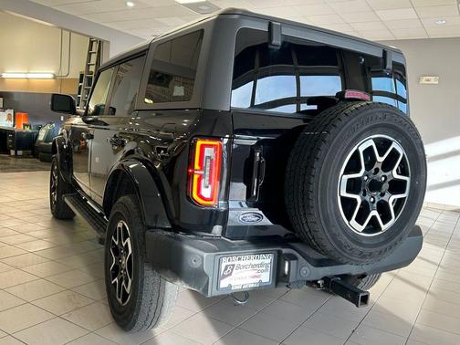 2023 Ford Bronco Outer Banks
