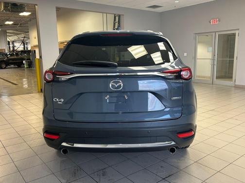 2023 Mazda CX-9 Carbon Edition