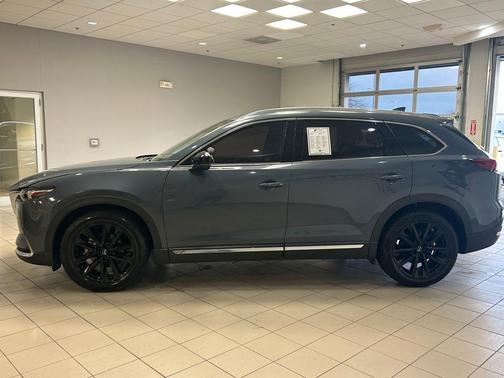 2023 Mazda CX-9 Carbon Edition