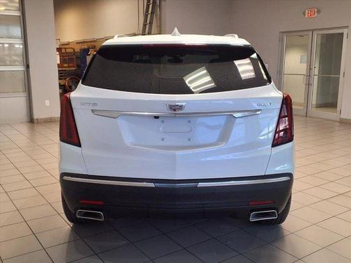 2025 Cadillac XT5 Luxury