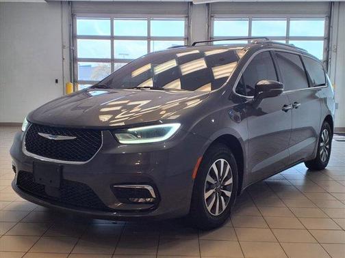 2021 Chrysler Pacifica Hybrid Touring L