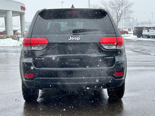 2016 Jeep Grand Cherokee Laredo