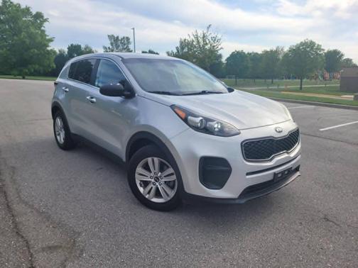 Sparkling Silver 2019 Kia Sportage LX