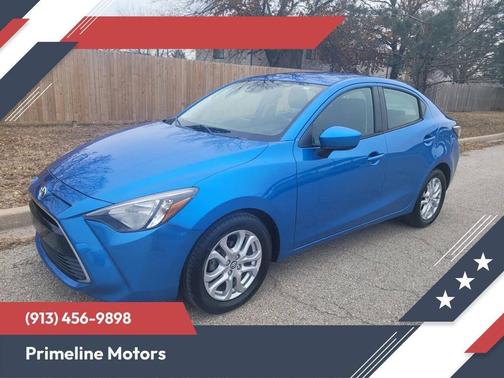 2017 Toyota Yaris iA Base