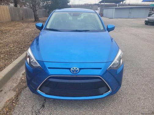 2017 Toyota Yaris iA Base