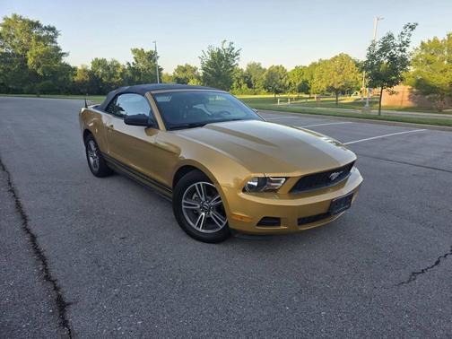2010 Ford Mustang Base