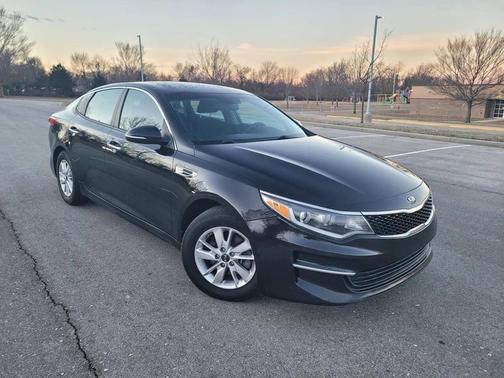 2017 Kia Optima LX