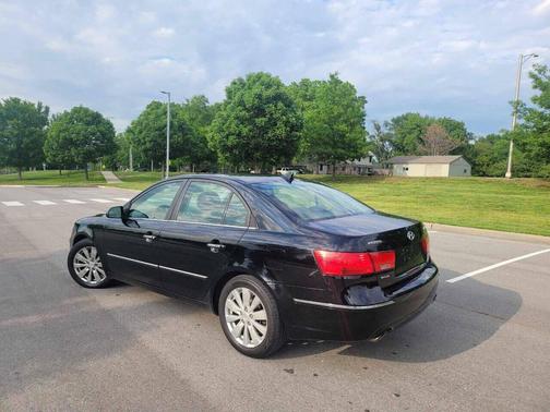 2009 Hyundai SONATA Limited
