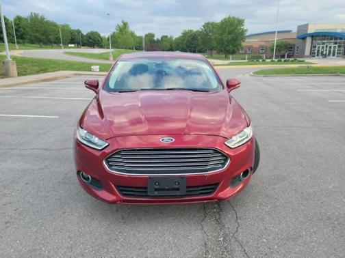 Burgundy 2016 Ford Fusion SE