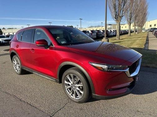 Photo 2 of 25 of 2019 Mazda CX-5 Grand Touring