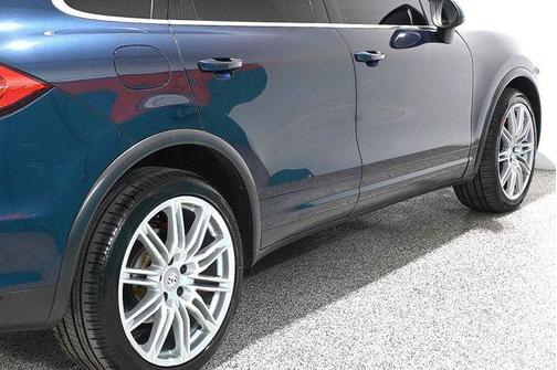 2011 Porsche Cayenne S