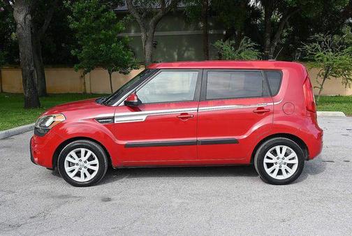 2012 Kia Soul +