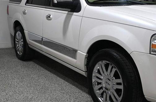 2010 Lincoln Navigator Base
