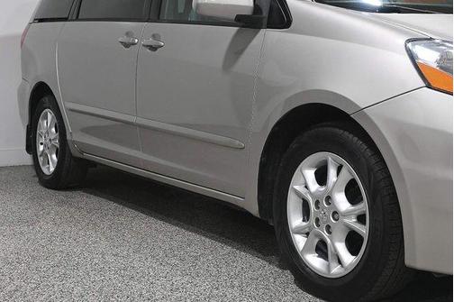 2006 Toyota Sienna XLE