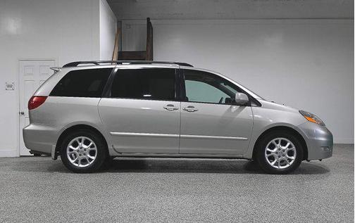 2006 Toyota Sienna XLE