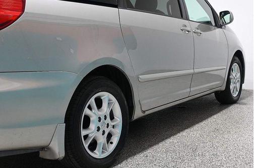 2006 Toyota Sienna XLE