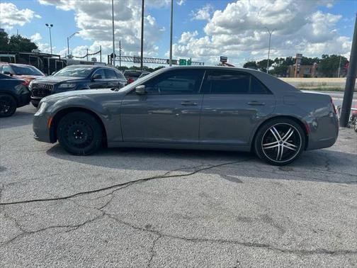 2019 Chrysler 300 S