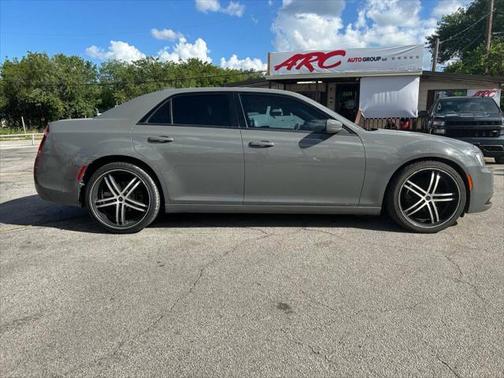 2019 Chrysler 300 S