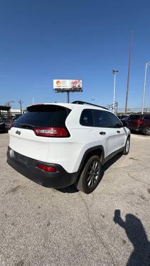 2015 Jeep Cherokee Sport