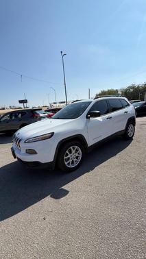 2015 Jeep Cherokee Sport