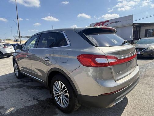 2017 Lincoln MKX Select