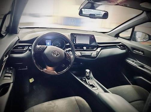 2018 Toyota C-HR XLE Premium