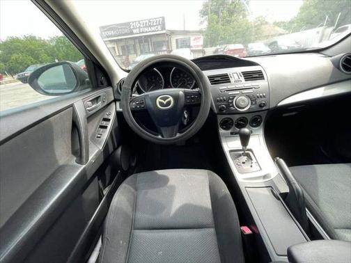 2011 Mazda Mazda3 i Touring