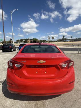 2018 Chevrolet Cruze LS
