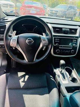 2017 Nissan Altima 2.5 SR