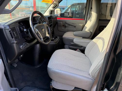 2019 Chevrolet Express 3500 LS