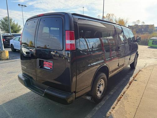 2019 Chevrolet Express 3500 LS