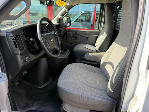 2016 Chevrolet Express 2500 Work Van