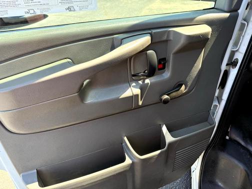 2011 Chevrolet Express 1500 Work Van
