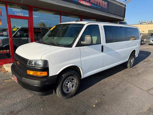 2021 Chevrolet Express 3500 LS