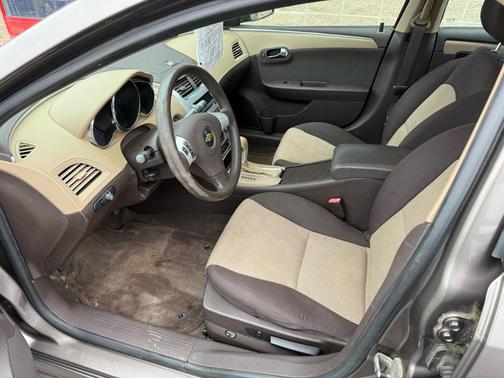 2011 Chevrolet Malibu LS