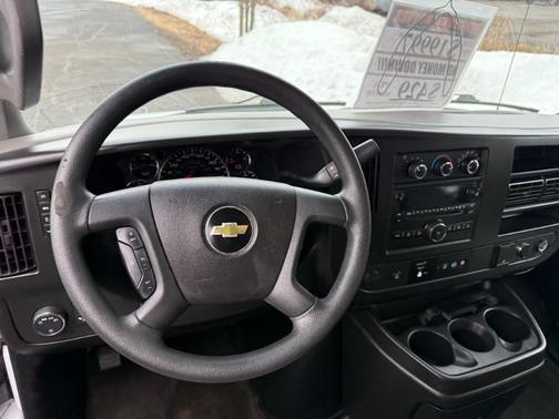 2017 Chevrolet Express 2500 LT