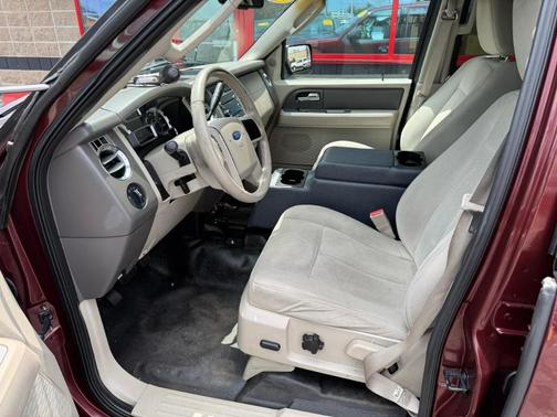 Maroon 2010 Ford Expedition EL XL